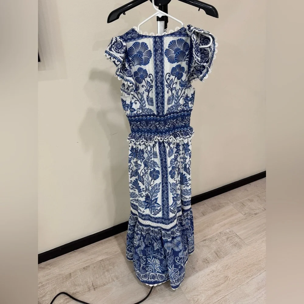 Off White Shell Garden Maxi Dress ! By Farm Rio - Picture 5 of 11